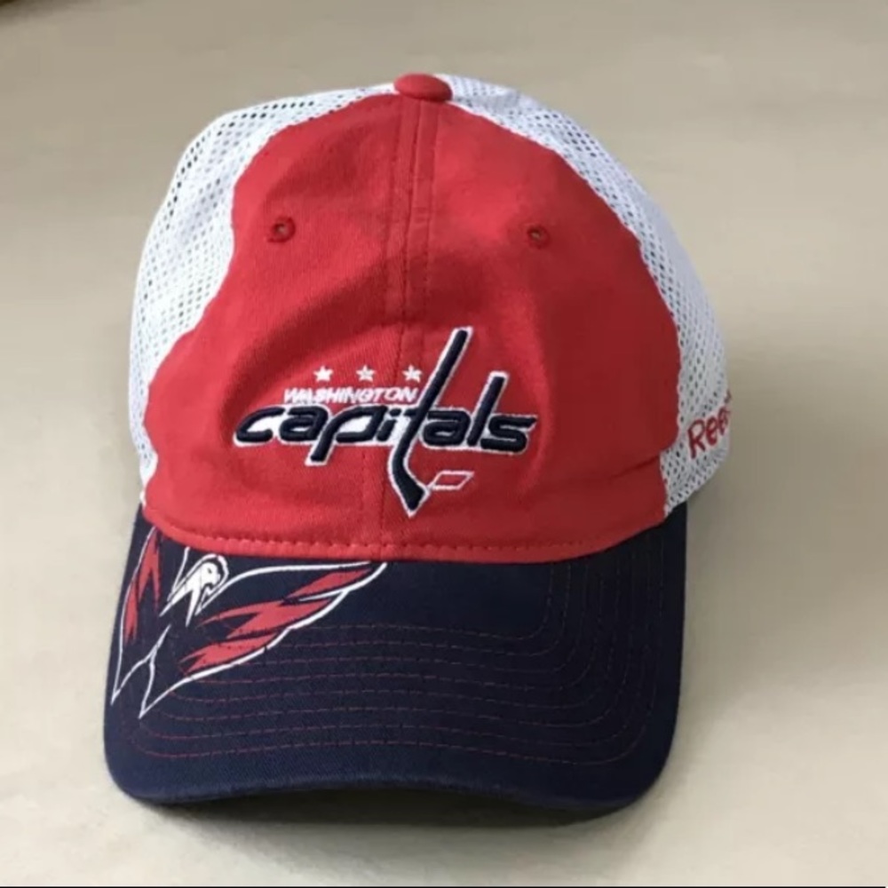 Washington Capitals Caps Reebok Stretch Fit Flex Cap Hat NHL Authentic size S/M.